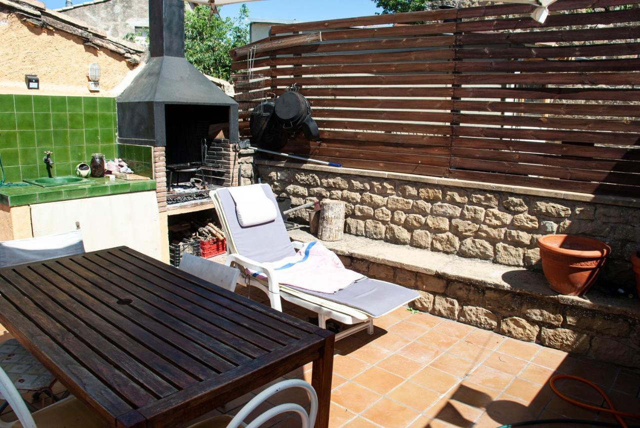 Casa Jalon Guest House Santa Eulalia de Gallego ภายนอก รูปภาพ